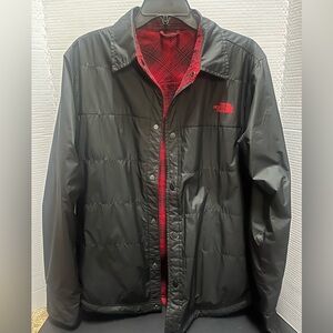 The North Face Men's Black and Red Reversible Puffer Jacket